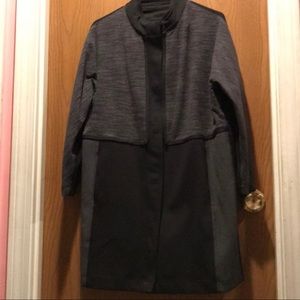 Black lululemon jacket with snap on buttons